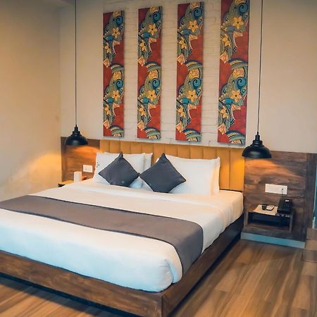 Jade City Hotel Pokhara Zewnętrze zdjęcie