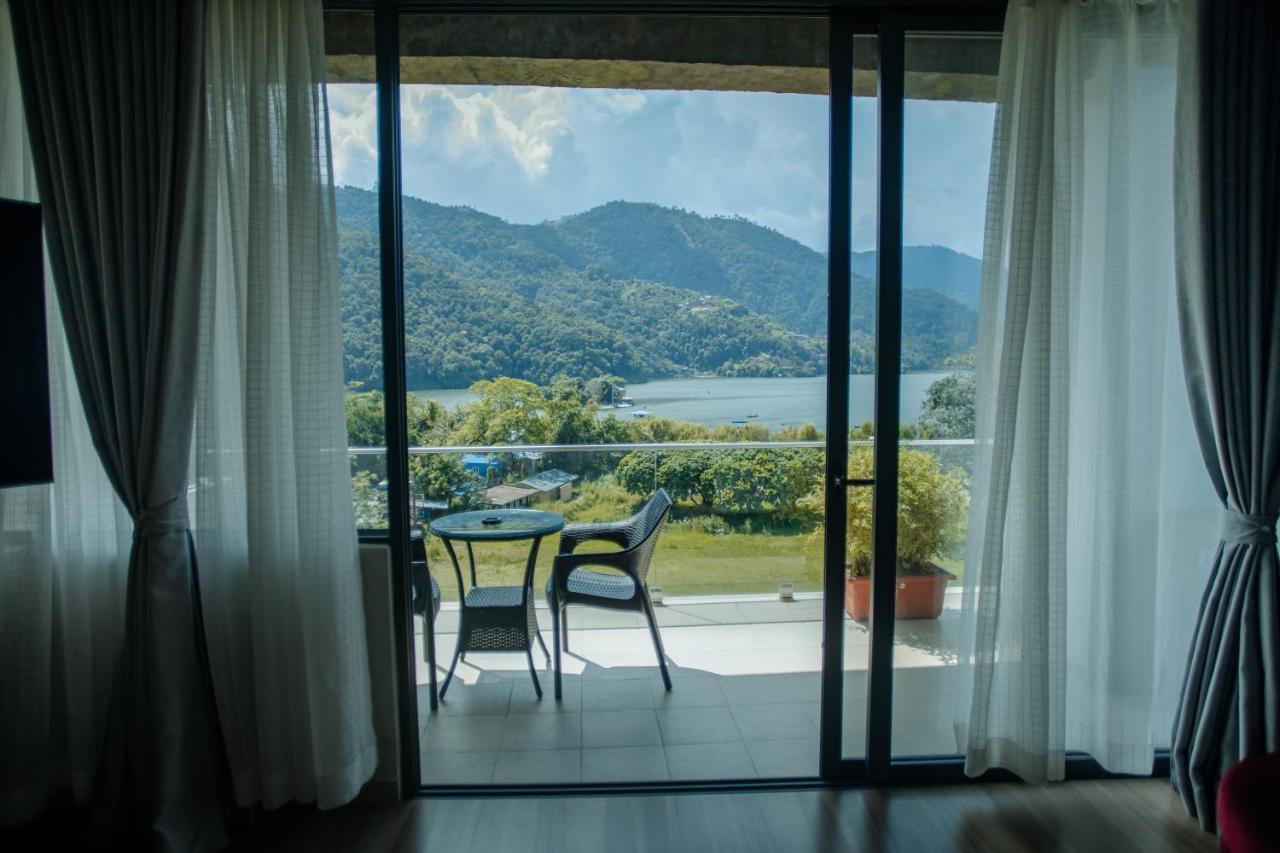 Jade City Hotel Pokhara Zewnętrze zdjęcie