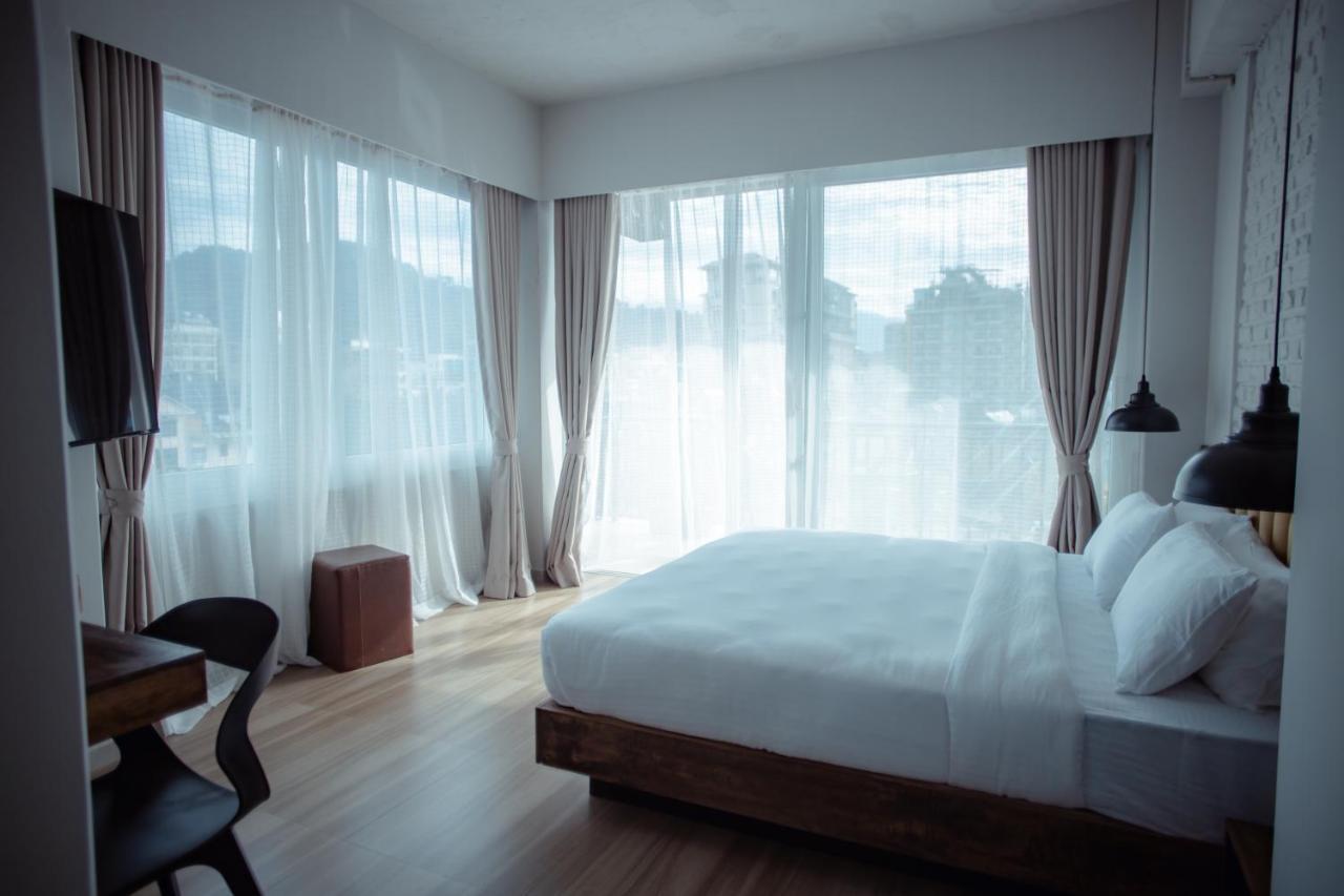 Jade City Hotel Pokhara Zewnętrze zdjęcie